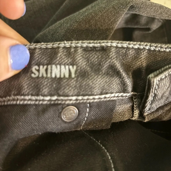 Banana‎ Republic Womens Sz 28 Light Black Skinny Jeans Slight distressing in pic - Picture 8 of 10